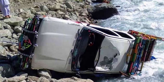 Bus falls into river: Kohistan
