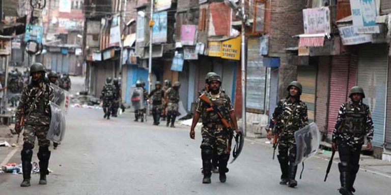 Lock down in Kashmir enters the 42nd day