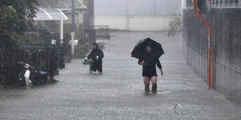 Japan Typhoon kills 35