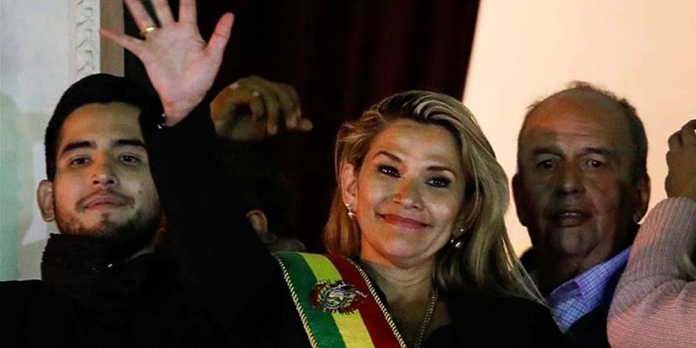 Opposition leader in Bolivia claims presidency