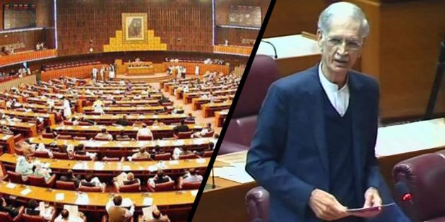 Pervaiz Khattak during NA session