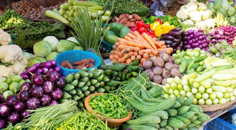 Weekly inflation falls 0.83pc