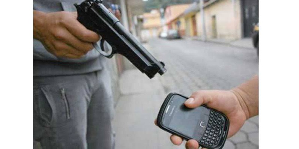 Crime rates drop in Karachi during corona outbreak