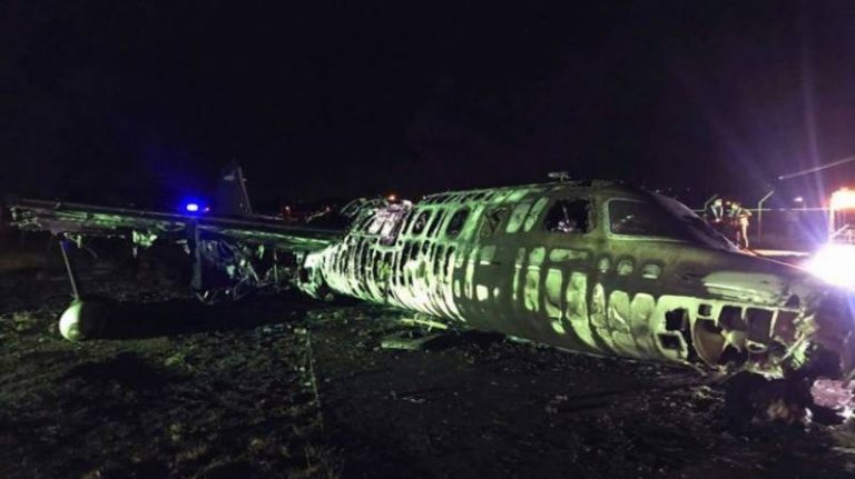 8 Died as airplane carrying medical supplies crashed in the Philippines