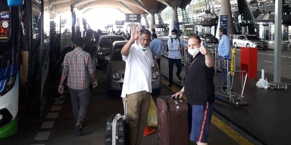 Coronavirus: Pakistanis stranded in Malaysia, Singapore evacuated by special flight