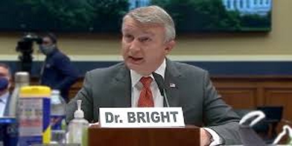 US top health official says the country is facing its "darkest winter"