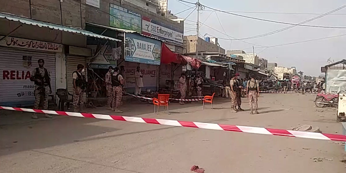 3 people injured in a Cracker attack in Karachi