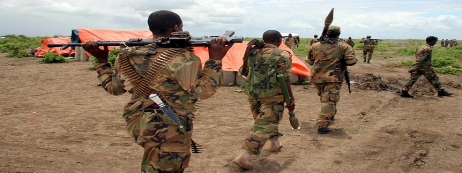 Somali soldiers killed, American officer wounded in a car bomb blast