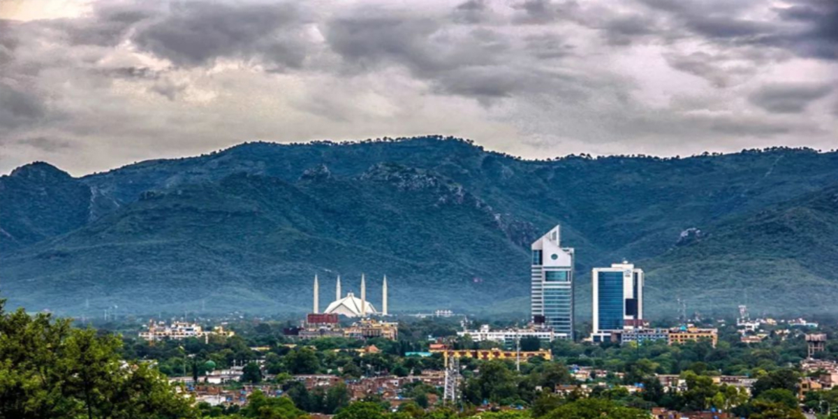 Islamabad mayor orders cleanliness in the city