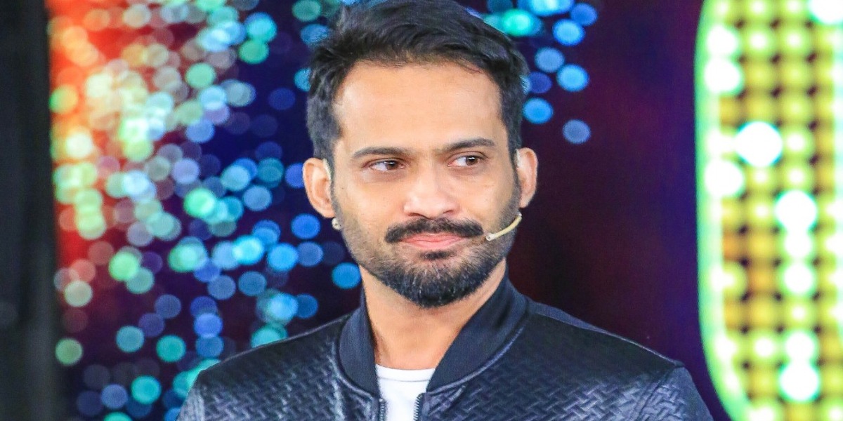 Waqar Zaka TikTok videos