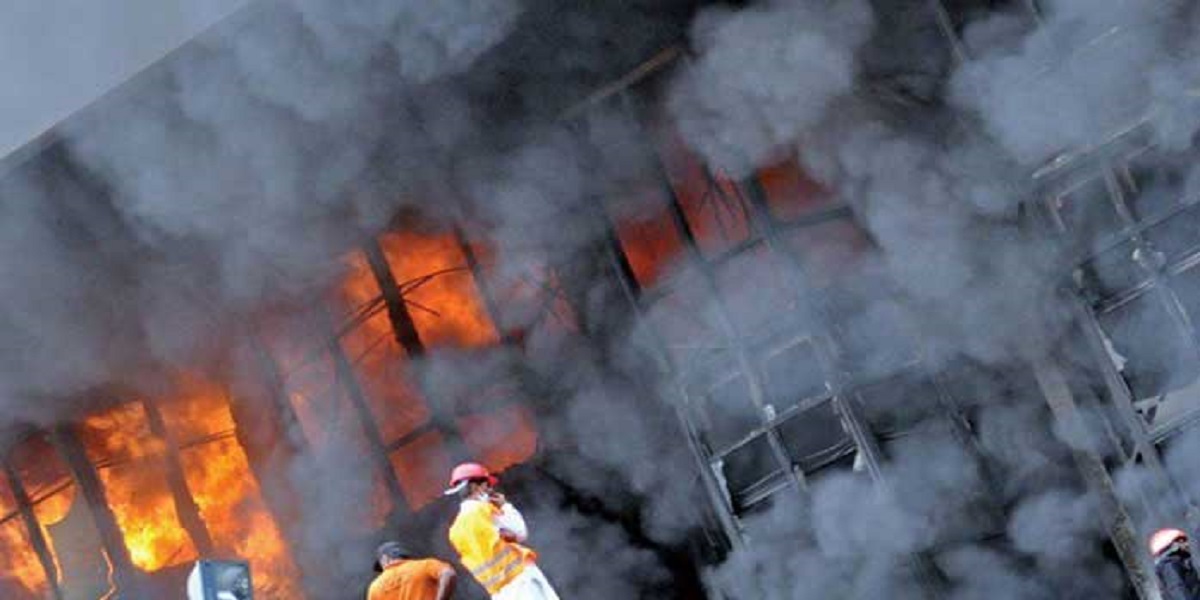 Fire in factory in Orangi Karachi