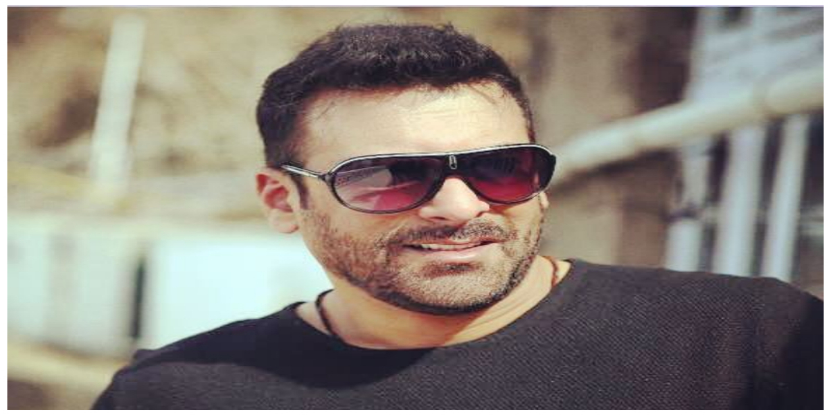 Shamoon Abbasi joins PTI