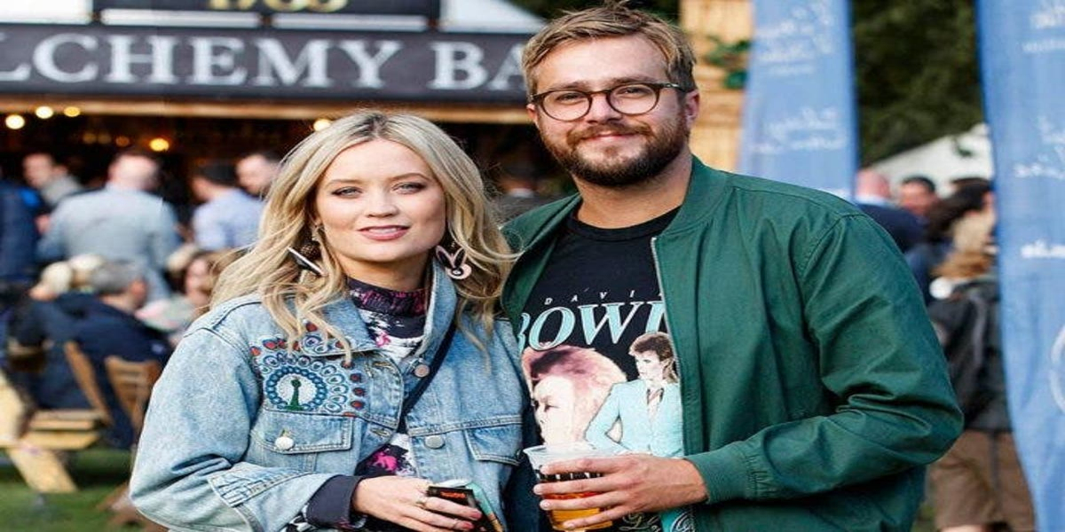 Laura Whitmore wedding