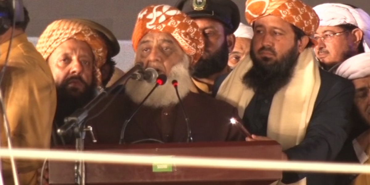 PDM Lahore Jalsa Maulana Fazl against PTI