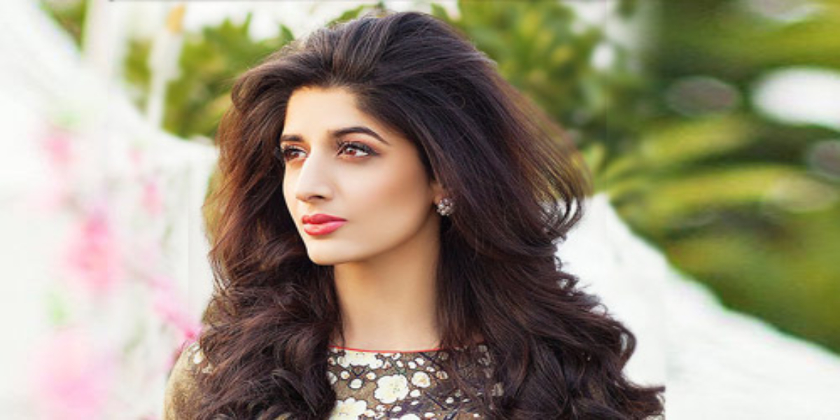 Mawra Hocane photo