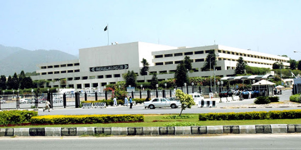 Senate passes resolution regarding increased efforts in Covid-19 vaccination drive