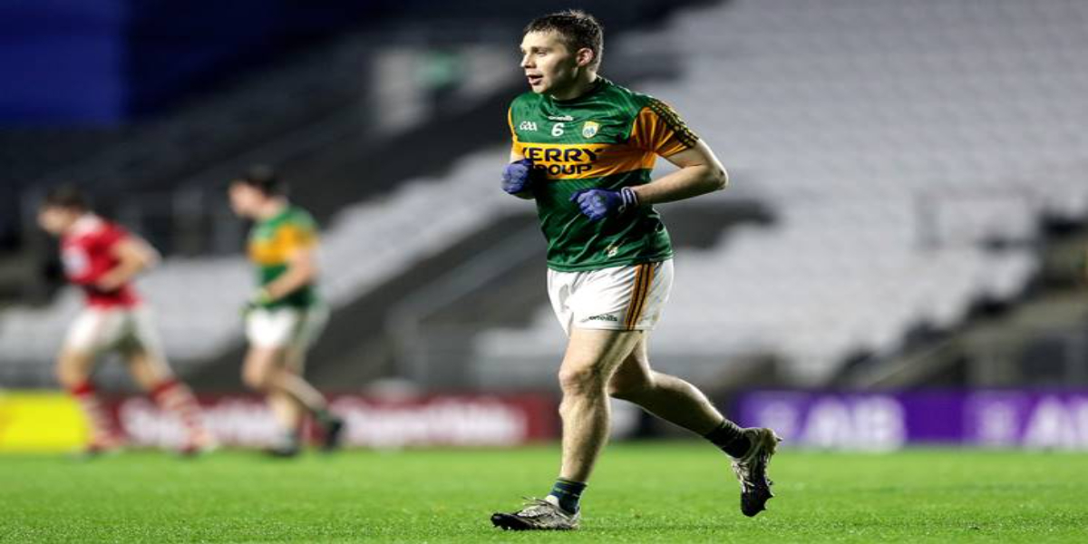 Kerry star Peter Crowley is retiring from international football after 10 years in the Kingdom