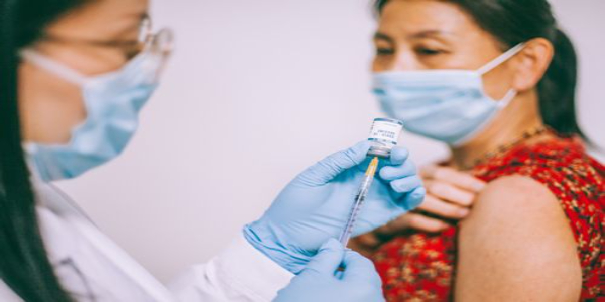 COVID: A woman hospitalized after J&J prevention with thrombotic symptoms