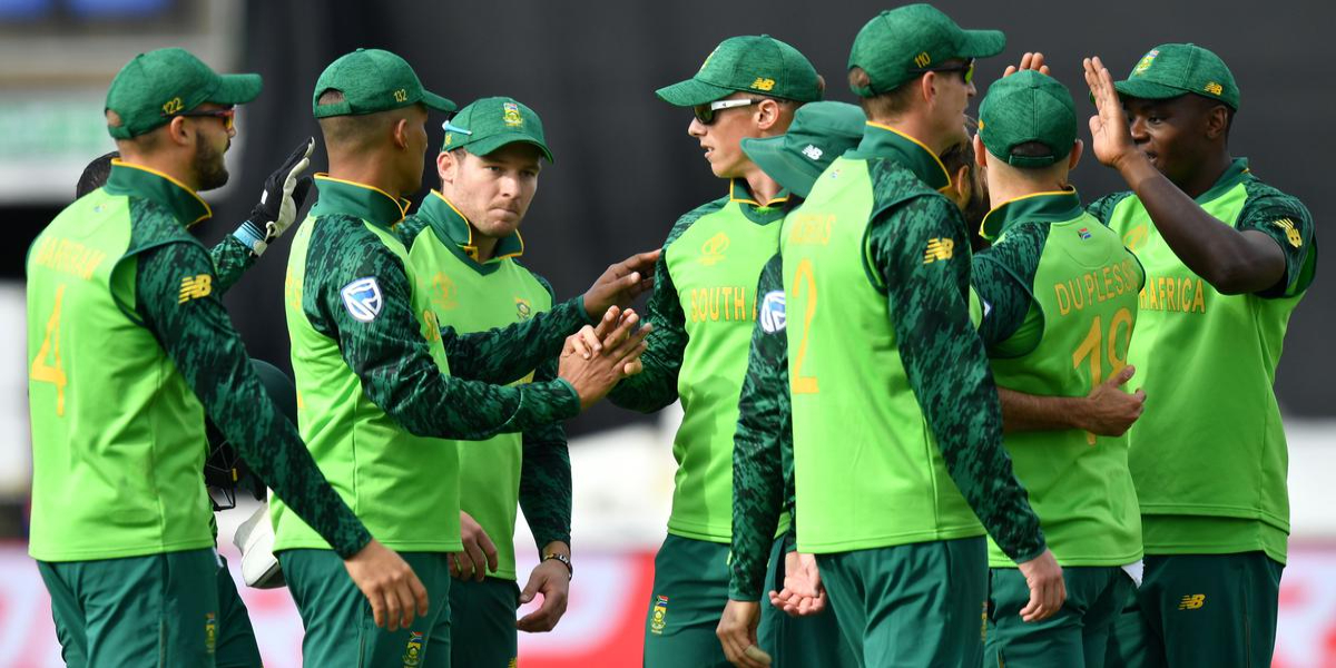 South Africa's players apologize to sponsors for suits' performance