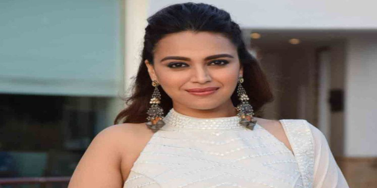 Sawara Khan posted a hilarious Video Of Kareena by revealing why kareena is a legend,