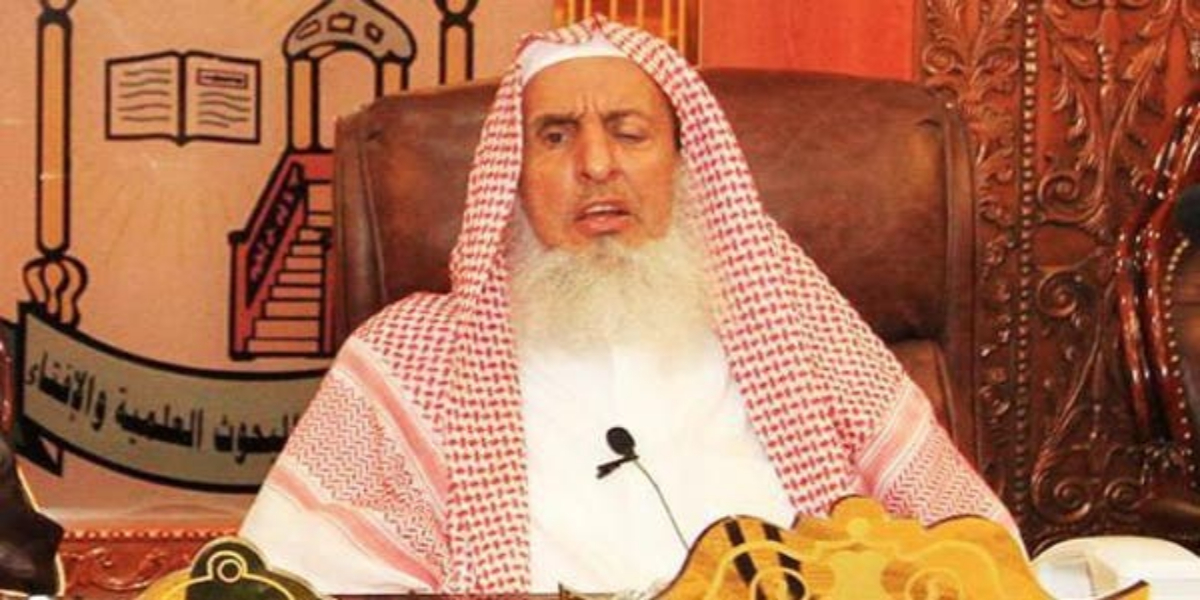 Grand Mufti Terms It Haraam For COVID Patients To Meet With Other People