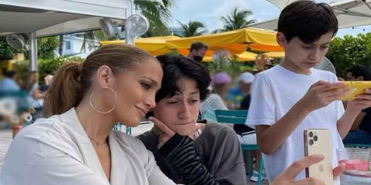 Jennifer Lopez