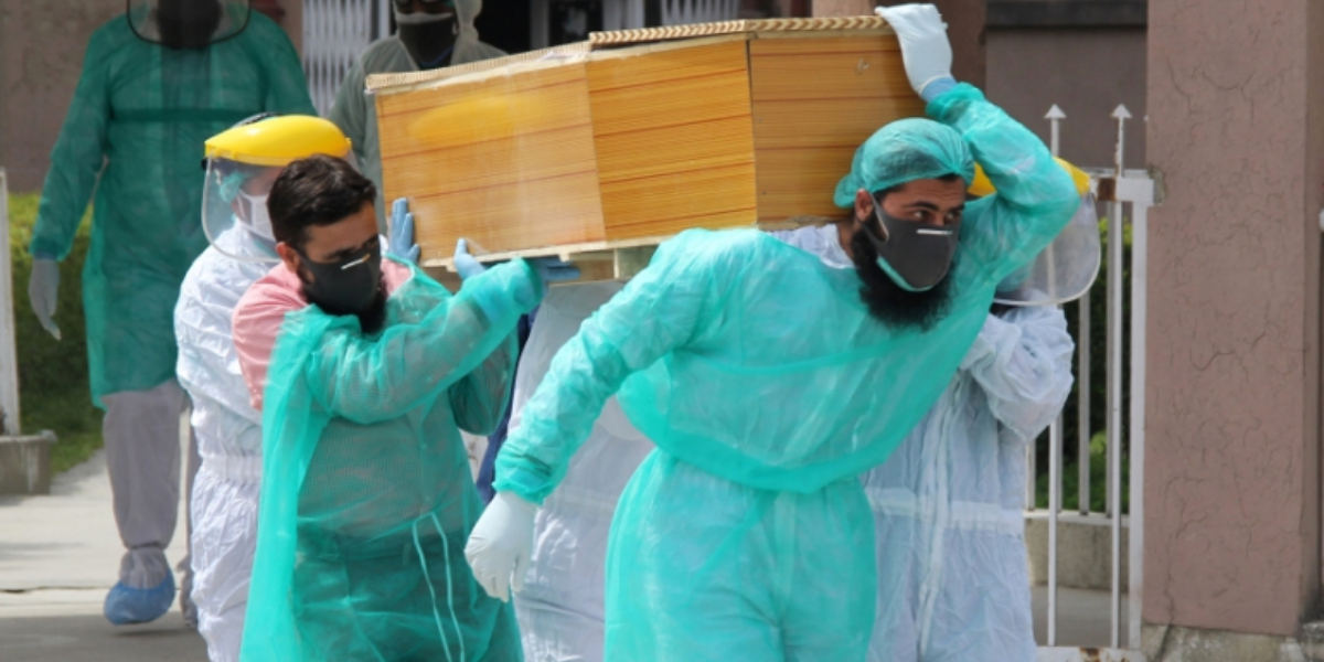 Pakistan reports record daily COVID deaths toll