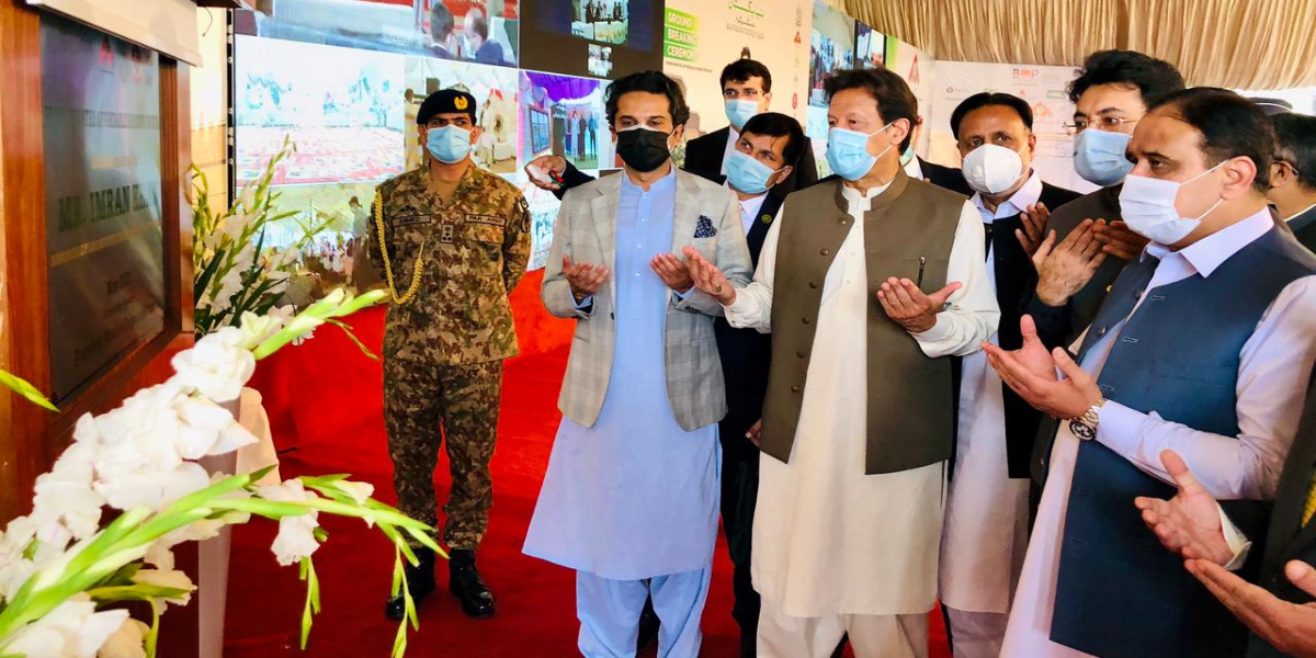 PM Imran in Lahore