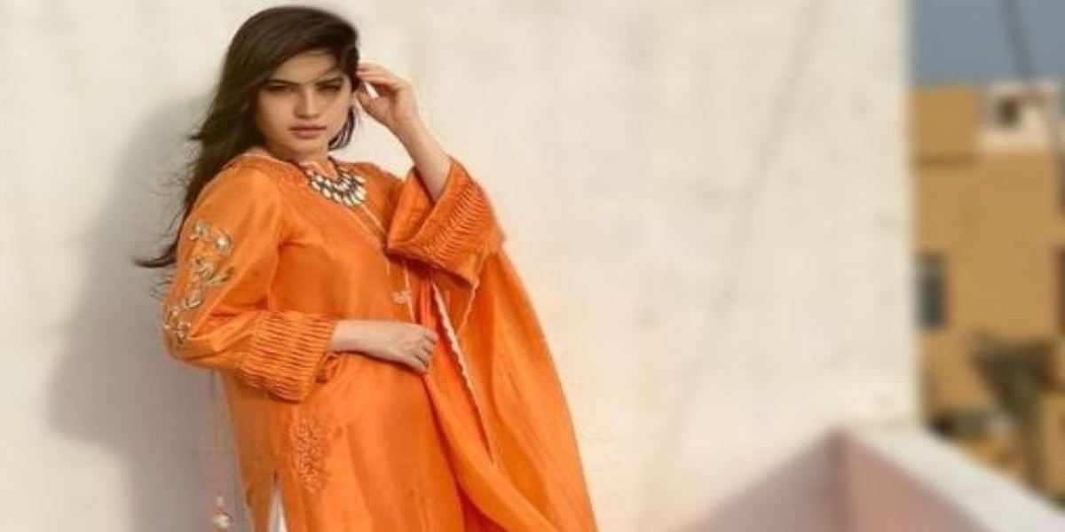 Neelam Muneer Stuns In Orange Dress On 2nd Day Of Eid