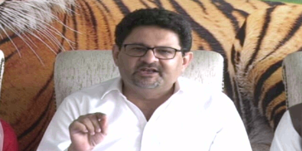 PML-N Leader Lashes Out at PTI Government over Emerging Power Crisis