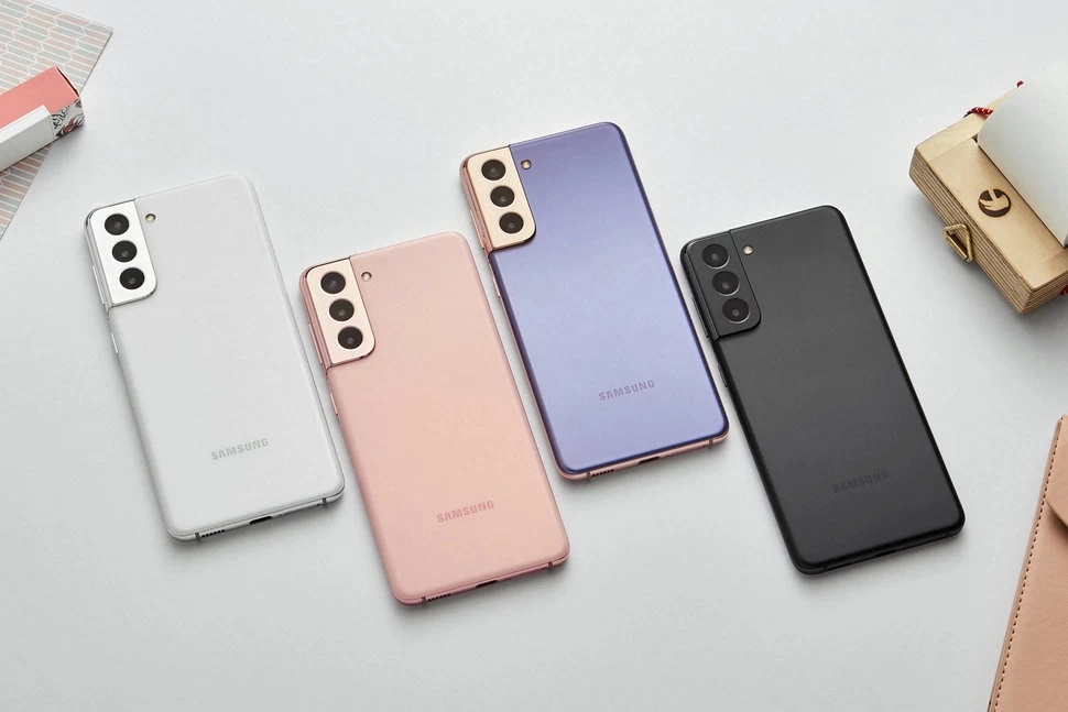 Galaxy S22; new leak suggests a reduction in size