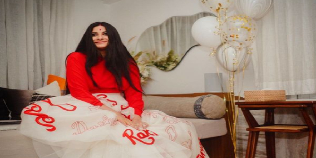 Rhea Kapoor foot
