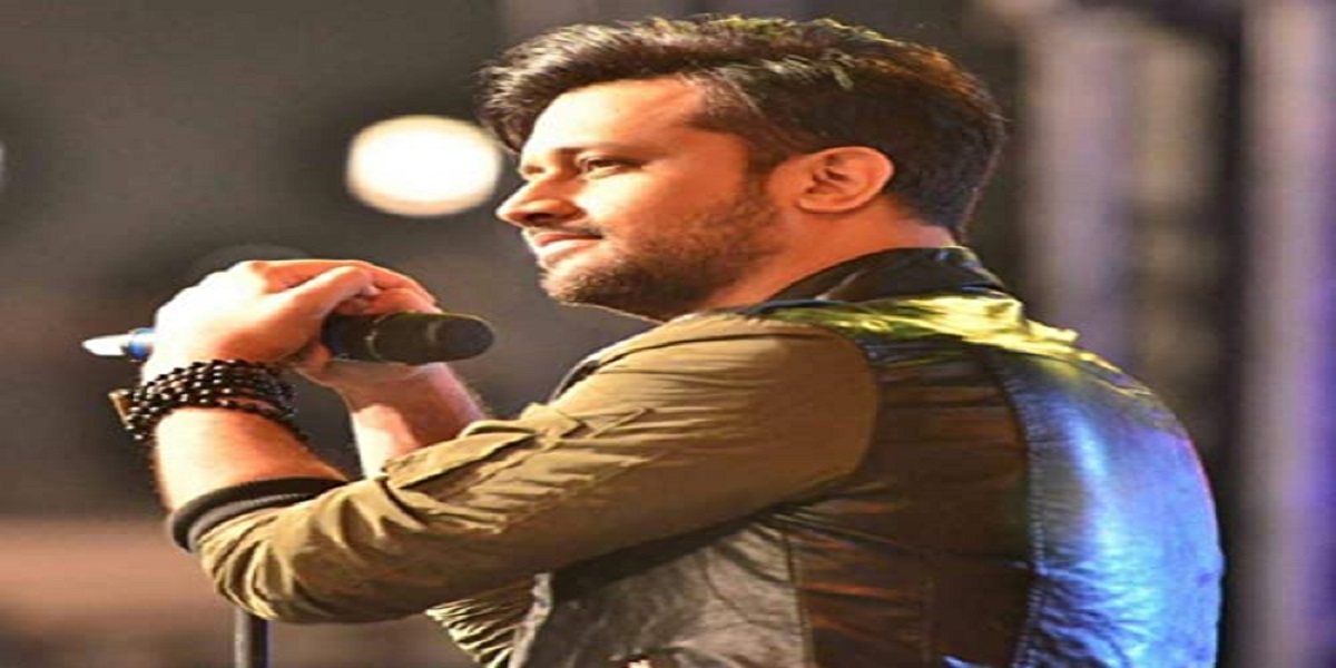 Atif Aslam reveals he sang Gerua for Dilwale in an interview