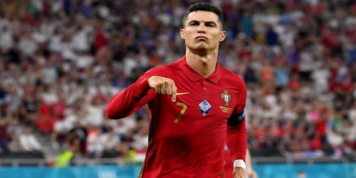 Ronaldo sets new record for most goals in international matches