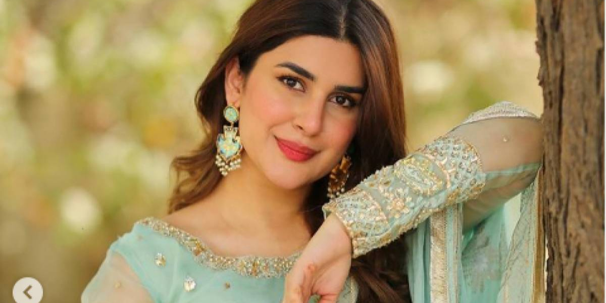 Kubra Khan