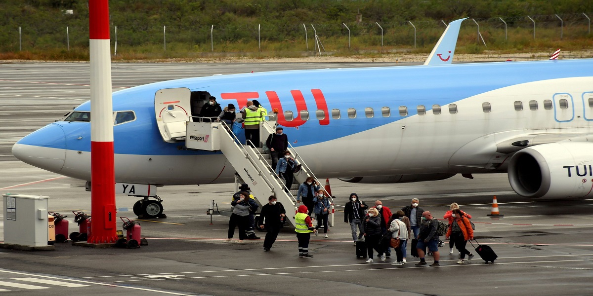 Switzerland imposes new Covid-19 rules on some visitors