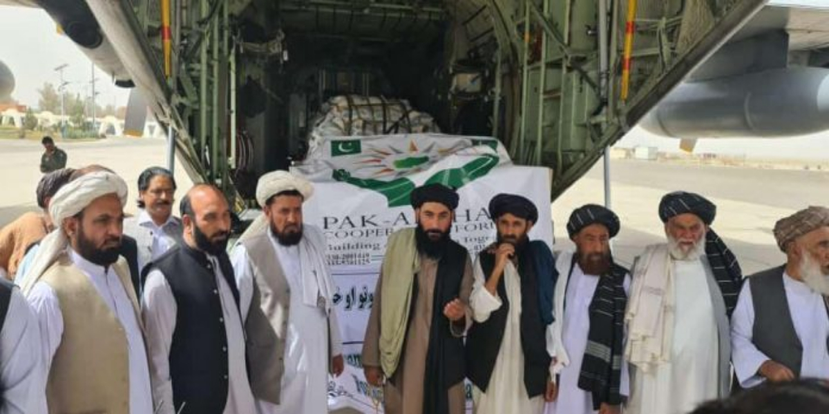 Pakistan’s 2nd aircraft with relief goods lands in Kandahar