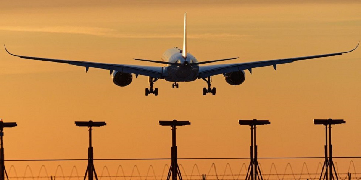 Malaysia resumes its flights after a month-long lockdown