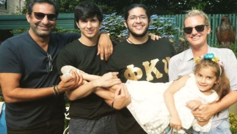 waseem akram with family