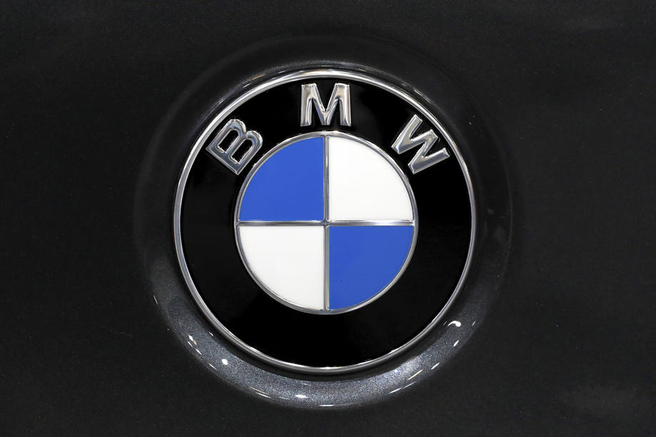 BMW ready for any ban on fossil fuel-burning cars from 2030: CEO