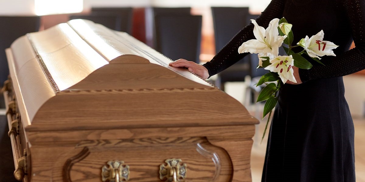 Report: Sisters claim a stranger's body was in their mother's casket
