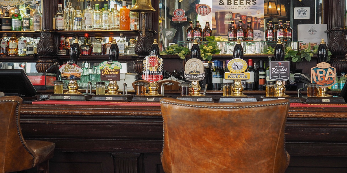 British guy sets a Guinness world record by visits 51 pubs in 24 hours