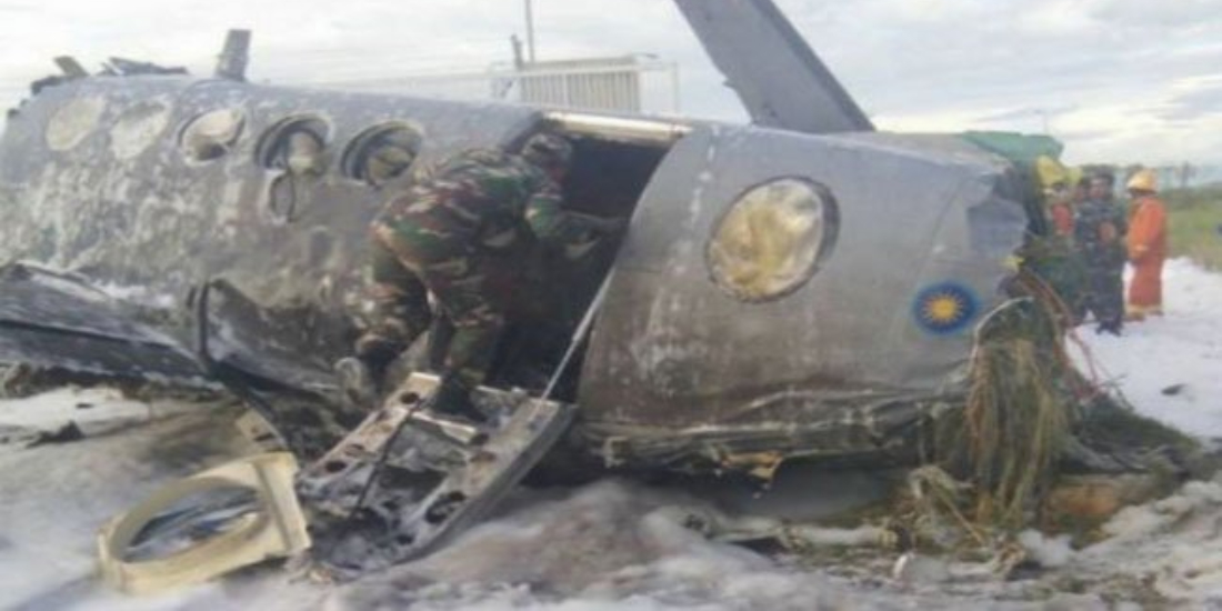 1 killed, 1 injured after Malaysia's military jet crash