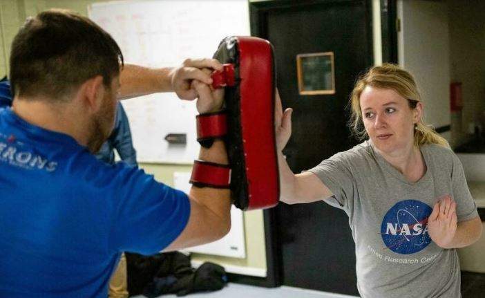 London killings spark surge in women's self-defence classes