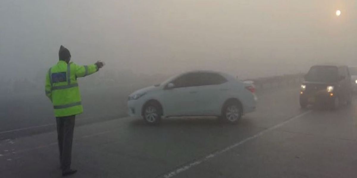 Pakistan dense fog vehicles pile up