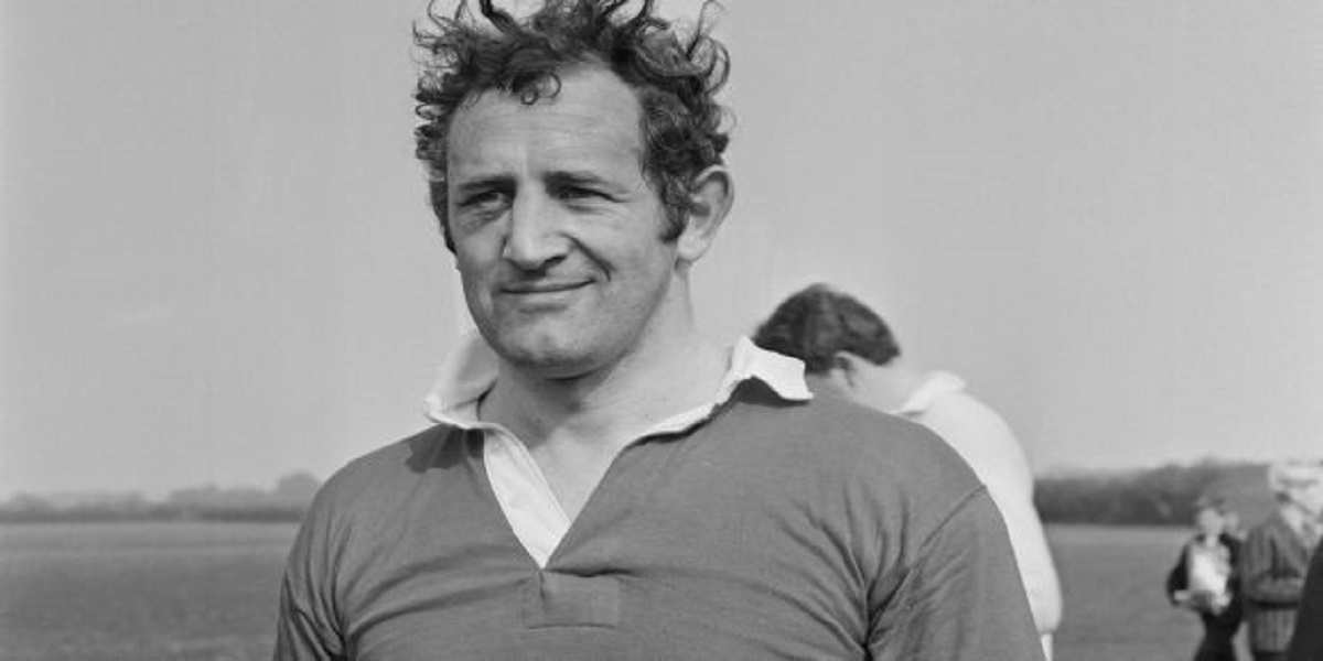 Ireland rugby great McLoughlin dies aged 82