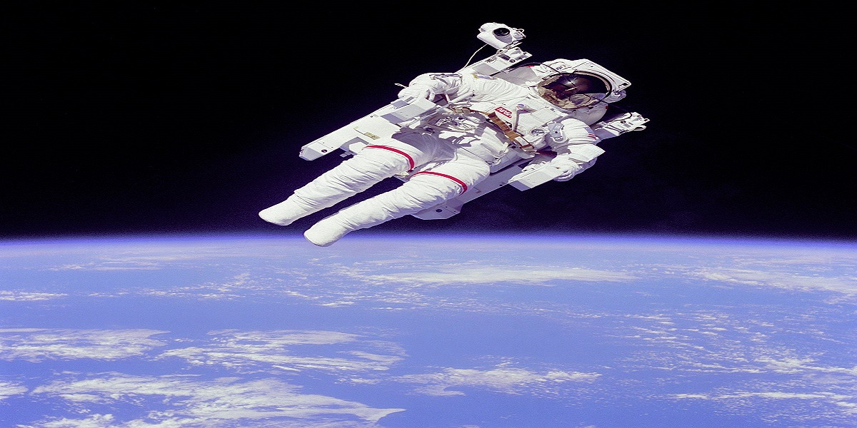 Chinese astronauts to give space lecture on Dec. 9