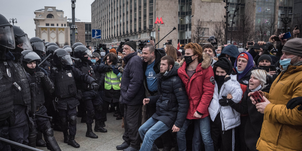 Outcry grows as Russia bans top rights group Memorial