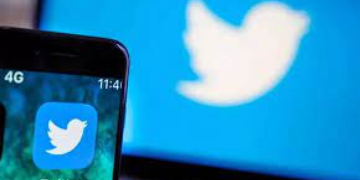 Twitter forbids the posting of personal photos and videos without consent
