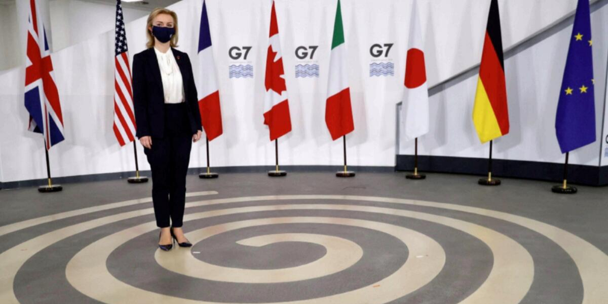 G7